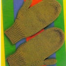VINTAGE KNITTING PATTERN Ladies Green Mittens
