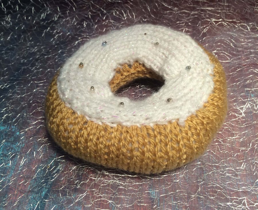 Knitted Doughnut Pin Cushion