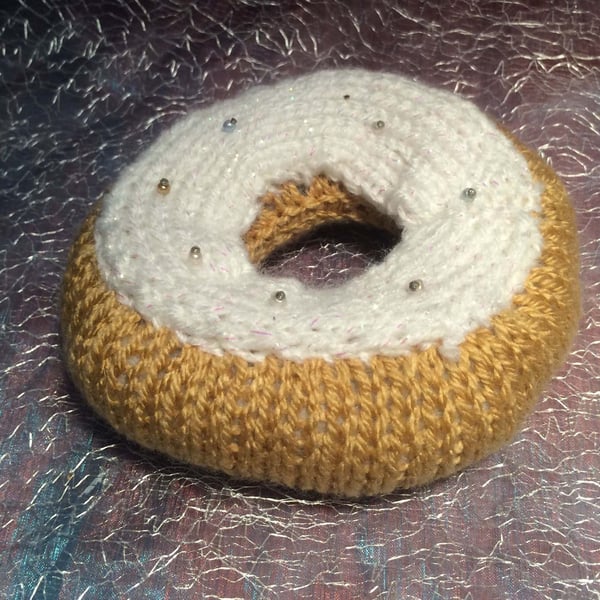 Knitted Doughnut Pin Cushion