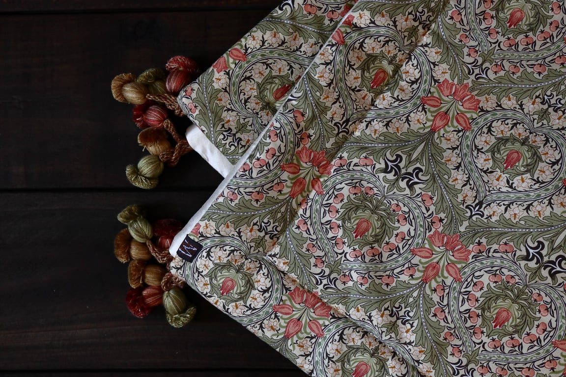 William Morris Eden Silk Lined Mini Quilt Cream