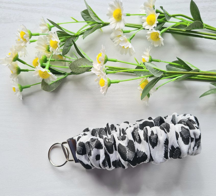 Wristlet Keychain, Black and White Scrunchie Style Soft Cotton Fabric Key Fob