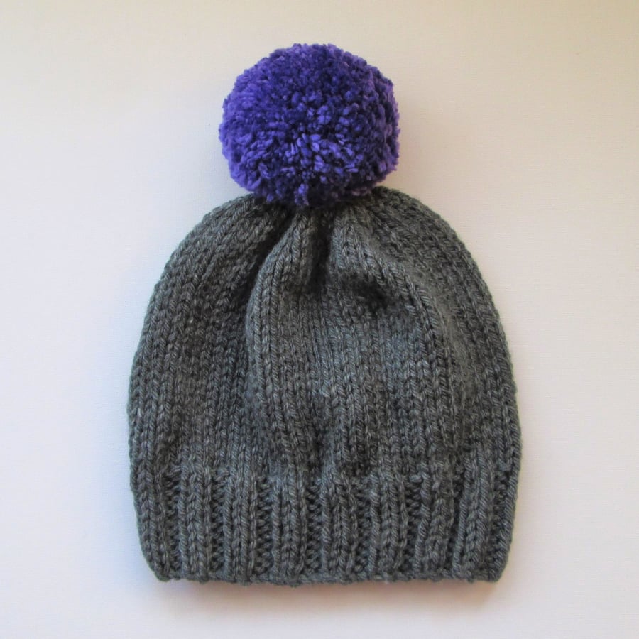 Bobble Hat in Grey Chunky Yarn with Violet Pom Pom