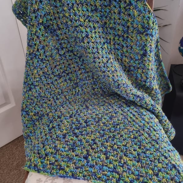 Handmade crochet baby blanket, blue and green, baby shower gift, newborn baby