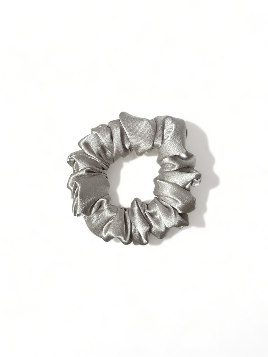 Oyster Satin Scrunchie - Regular