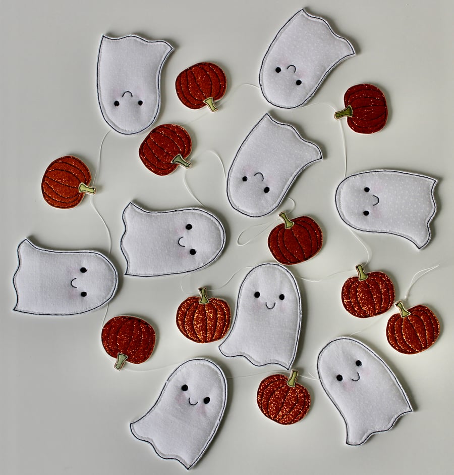 Glittery Pumpkin and Little Ghost Garland - Hanging Decoration