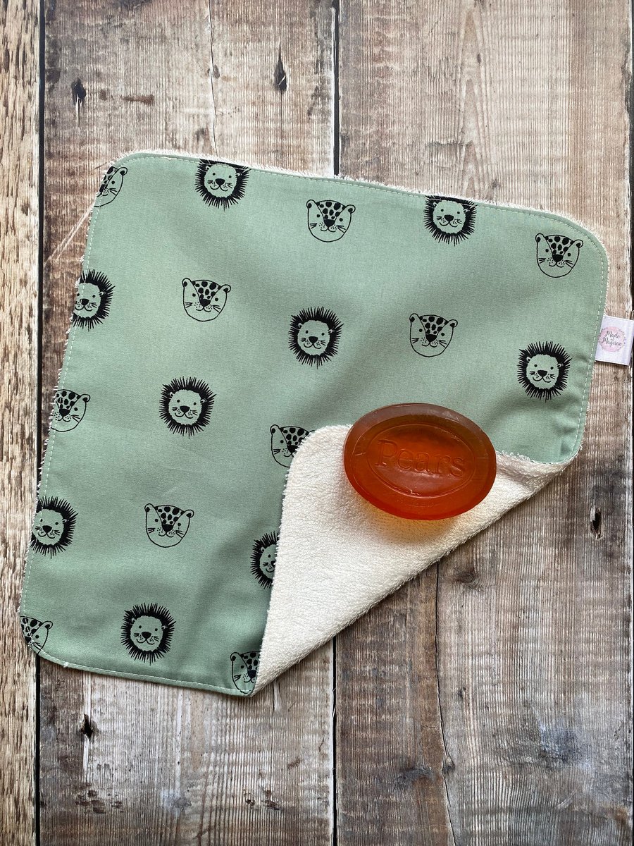 Organic Bamboo Cotton Wash Face Wipe Cloth Flannel Olive Green Jungle Animal