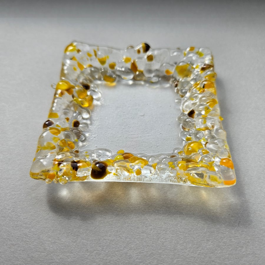 Earing dish, ring dish, change dish.