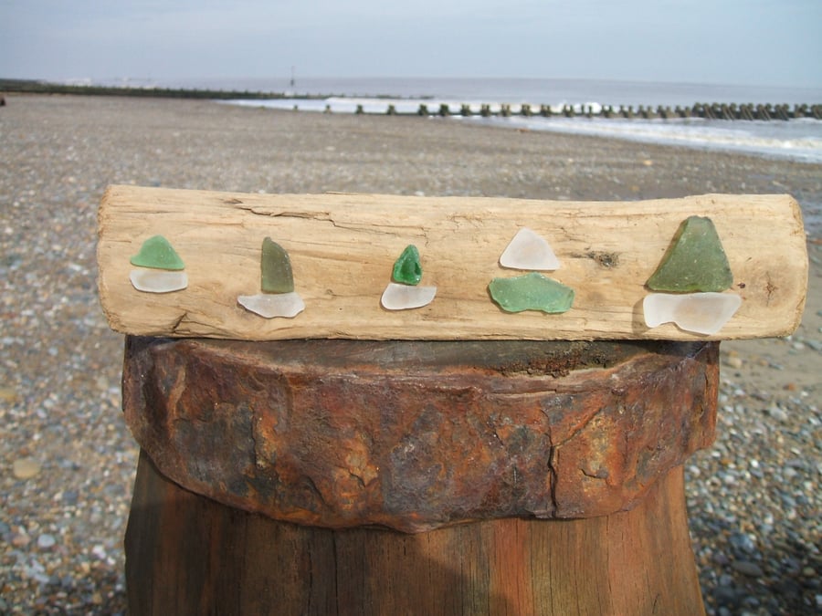 Seaglass and driftwood decoration - 5 boats