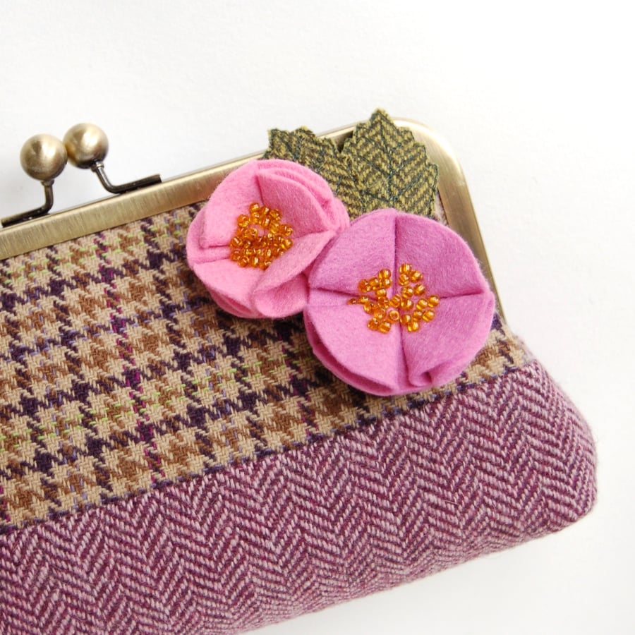 Dales Tweed Flower Purse