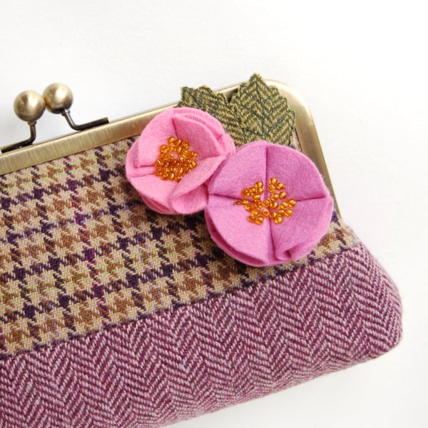 Dales Tweed Flower Purse