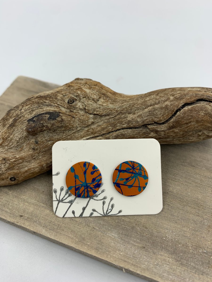 Orange and blue aluminium cow parsley circle studs earrings