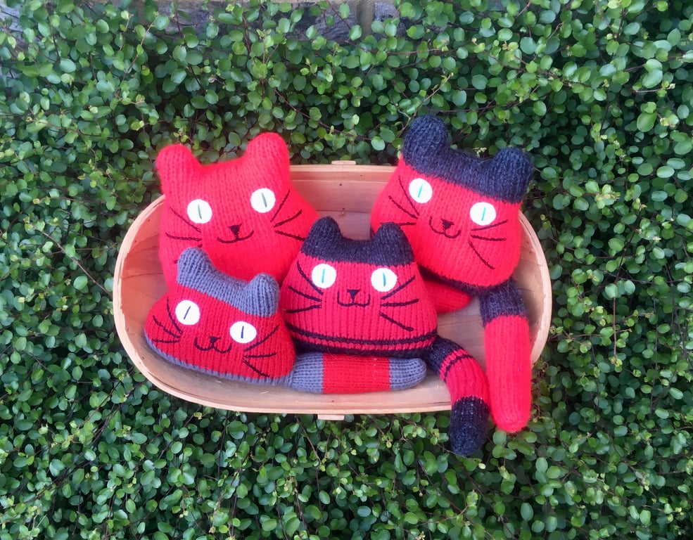 Red knitted kitten decor - gift for cat lady 