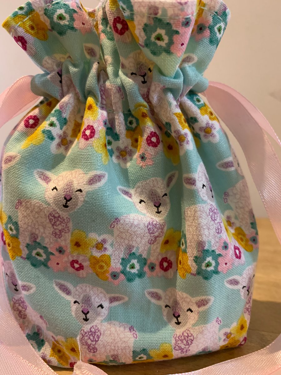 Mini Easter drawstring bag 