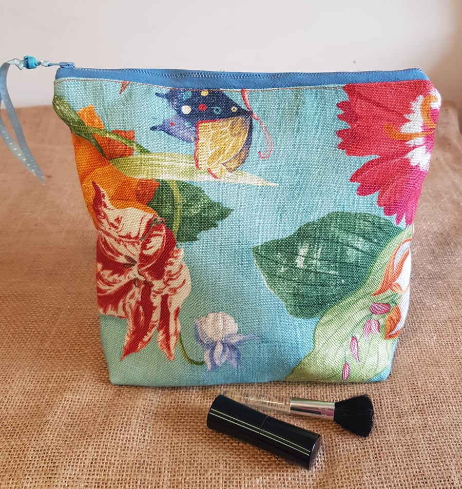 Zipped pouch, large: large floral print on teal