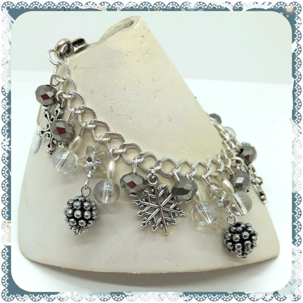 One of a Kind Let it Snow charm bracelet