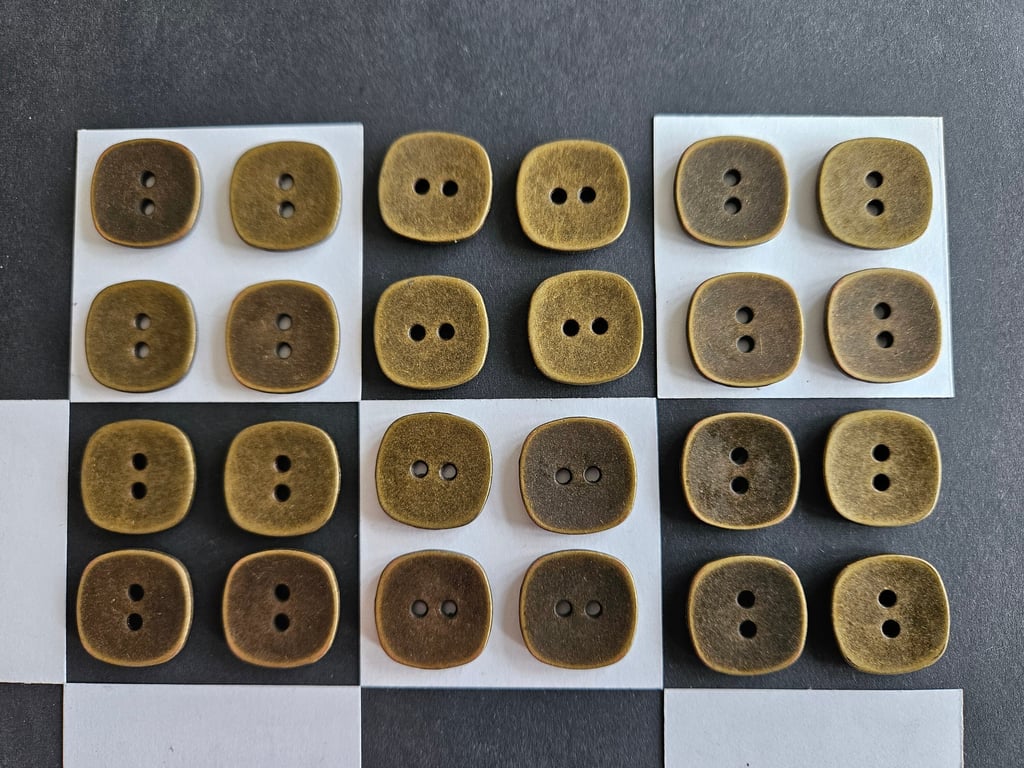 7 8" 22.4mm 36L Metal square buttons Antique Brass