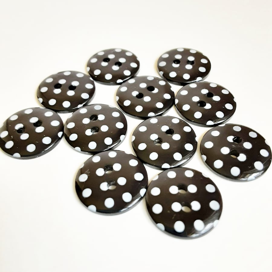 Black & White Dotty Buttons 