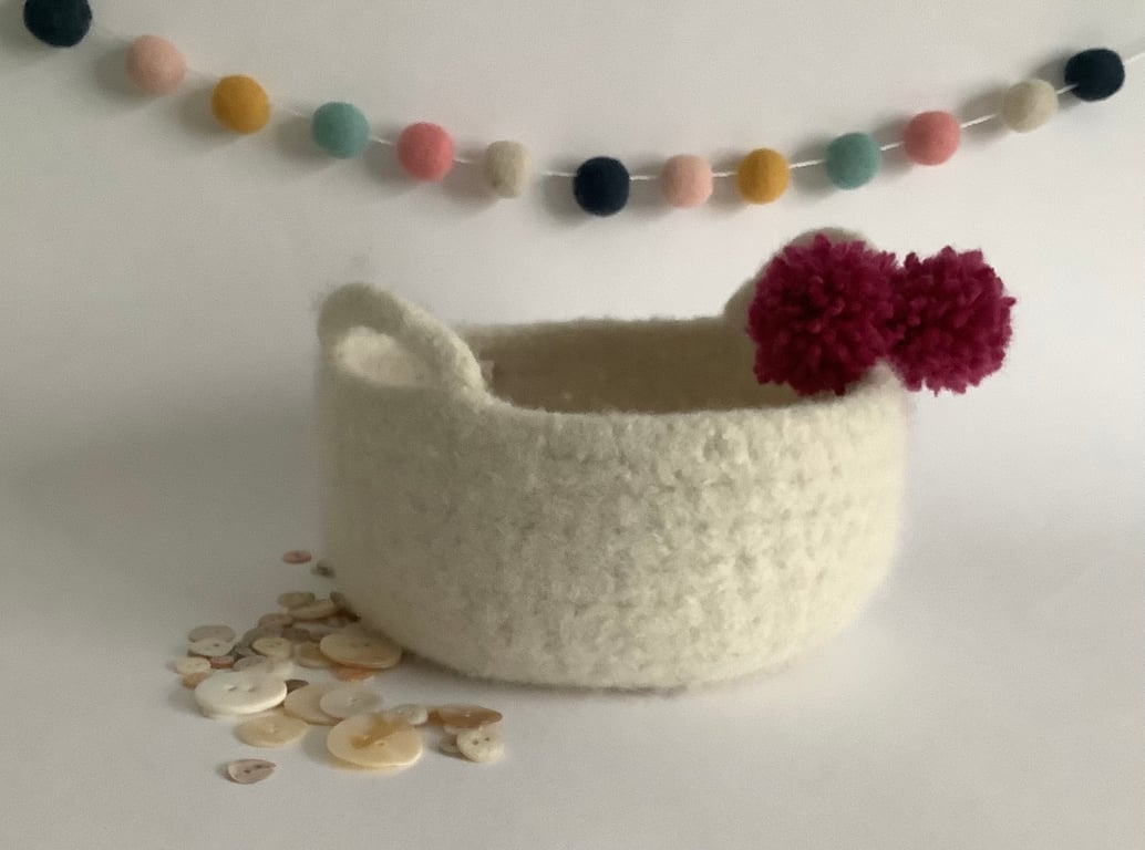 FELTED 'FUSSPOT'  BOWL , tray , desk tidy .White (with handles  and pom poms).