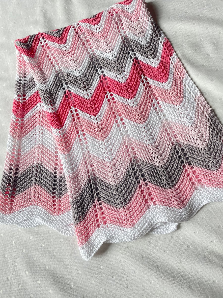 Pink, grey and white striped baby blanket in 100% cotton 