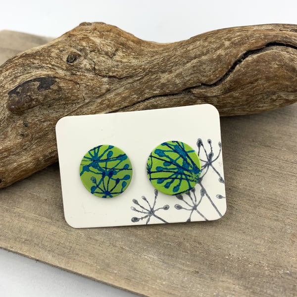 Lime green and blue aluminium cow parsley circle stud earrings.