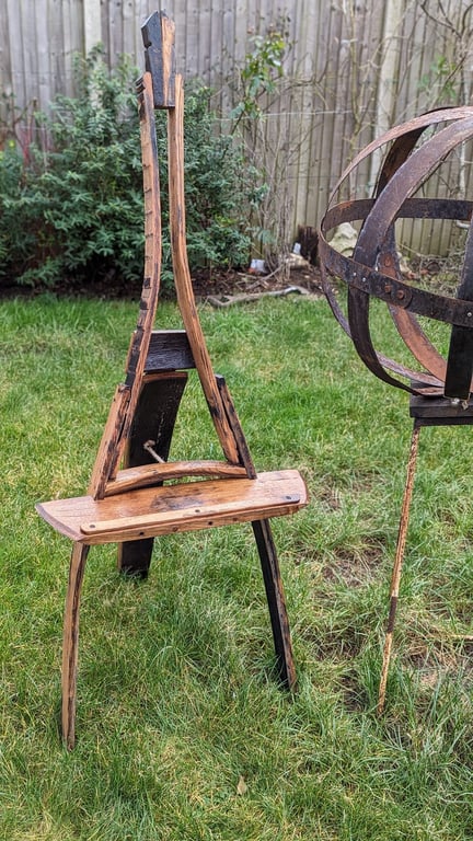 Whiskey Barrel Oak Easel 