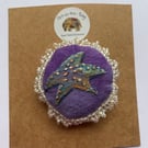 Handmade and hand painted fabric pin brooch with starfish design 