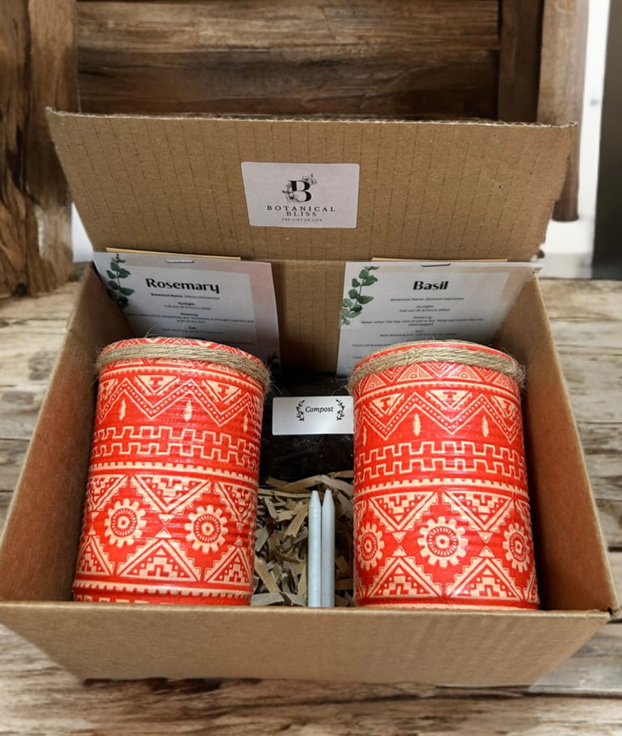 Red Aztec Tribal gift set with 2 pots 
