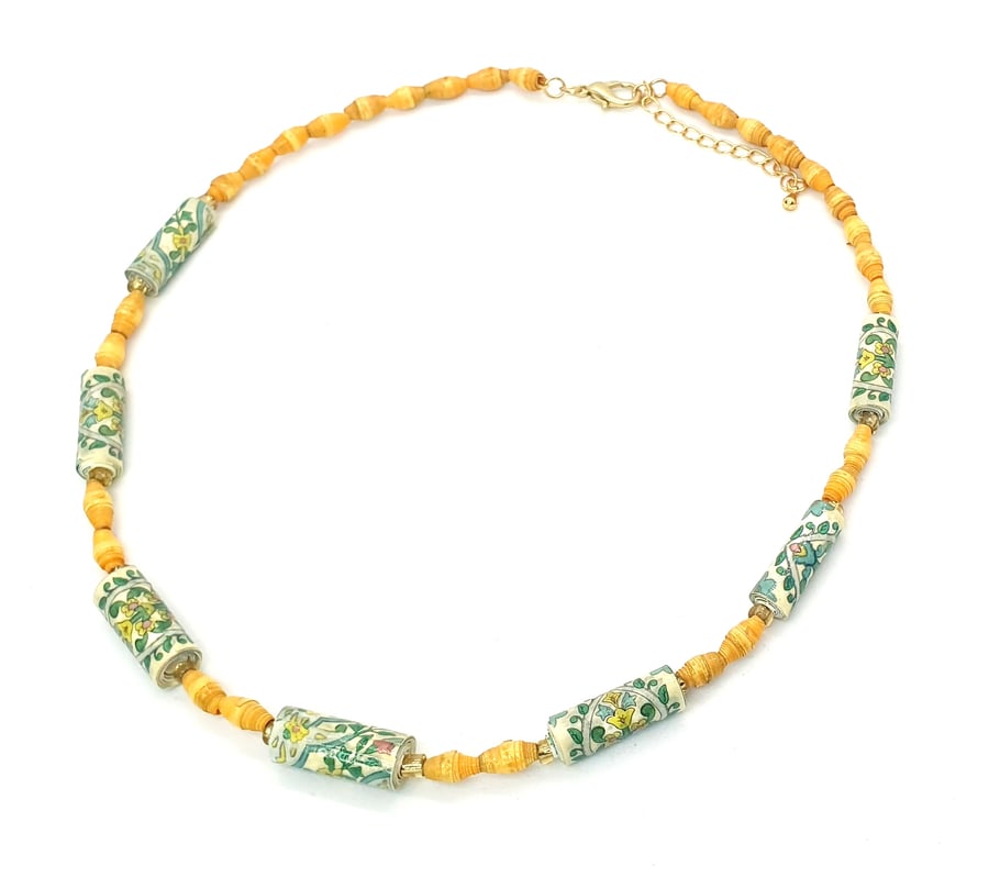 Joyful and delicate green and yellow paper beaded  colar necklace