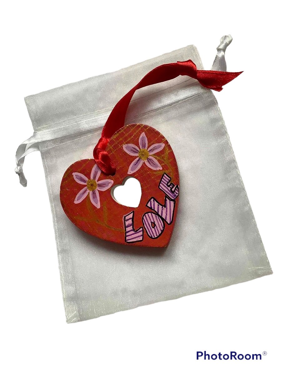 Red and gold LOVE heart