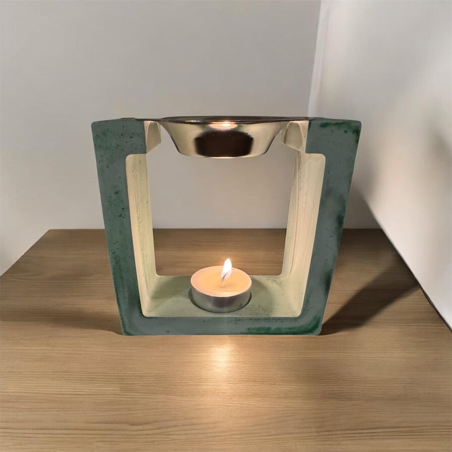 Handmade Eco-Resin Wax Melt Burner Light Green Marble effect Oil Warmer Aromathe