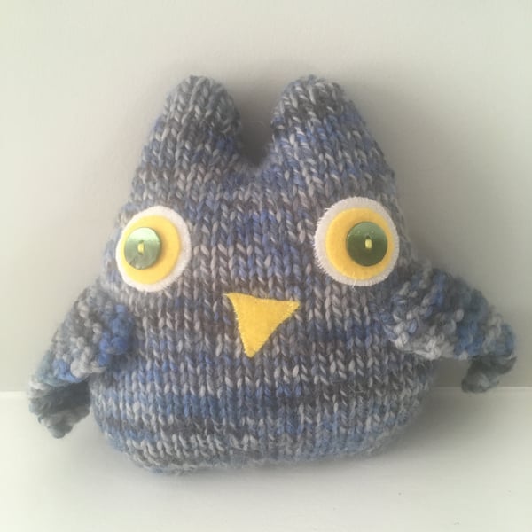 Hand knitted wool owl ornament