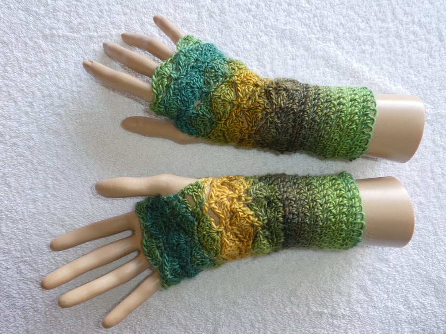 Crochet Fingerless Gloves Wrist Warmers in Double Knit Yarn Green and Gold No 3