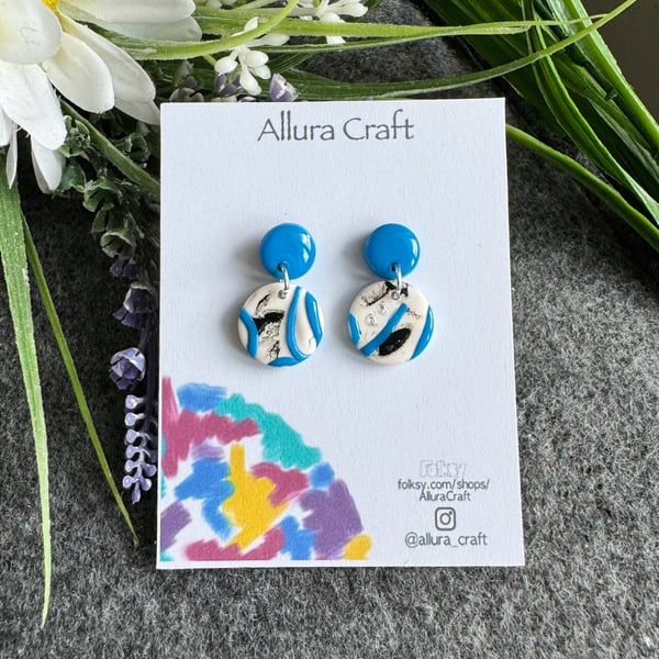 Sea Breeze Abstract Wave Earrings - Dainty Duo Circles