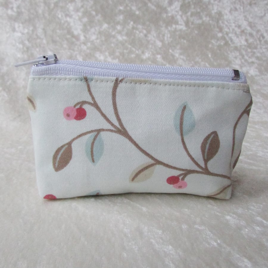 Leaf and berry print zipped purse