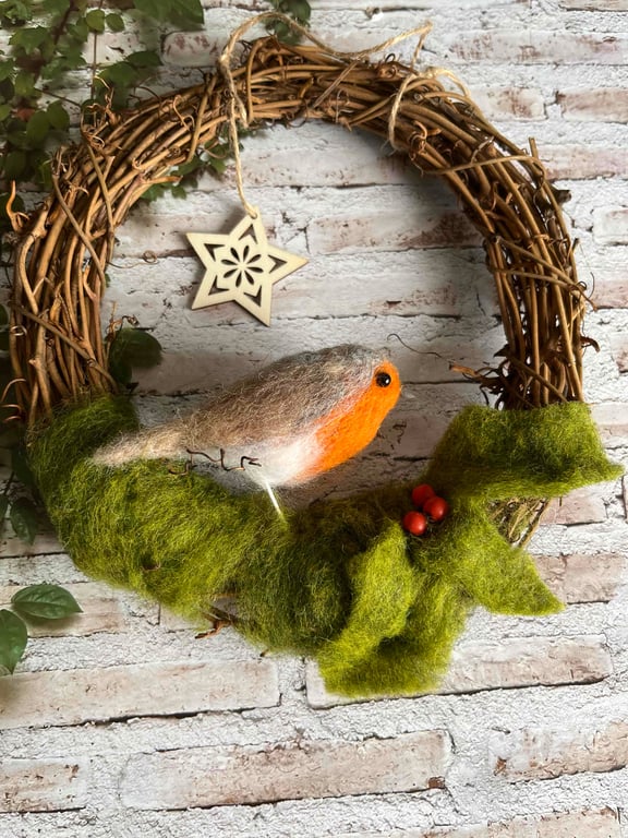 Robin winter wreath 