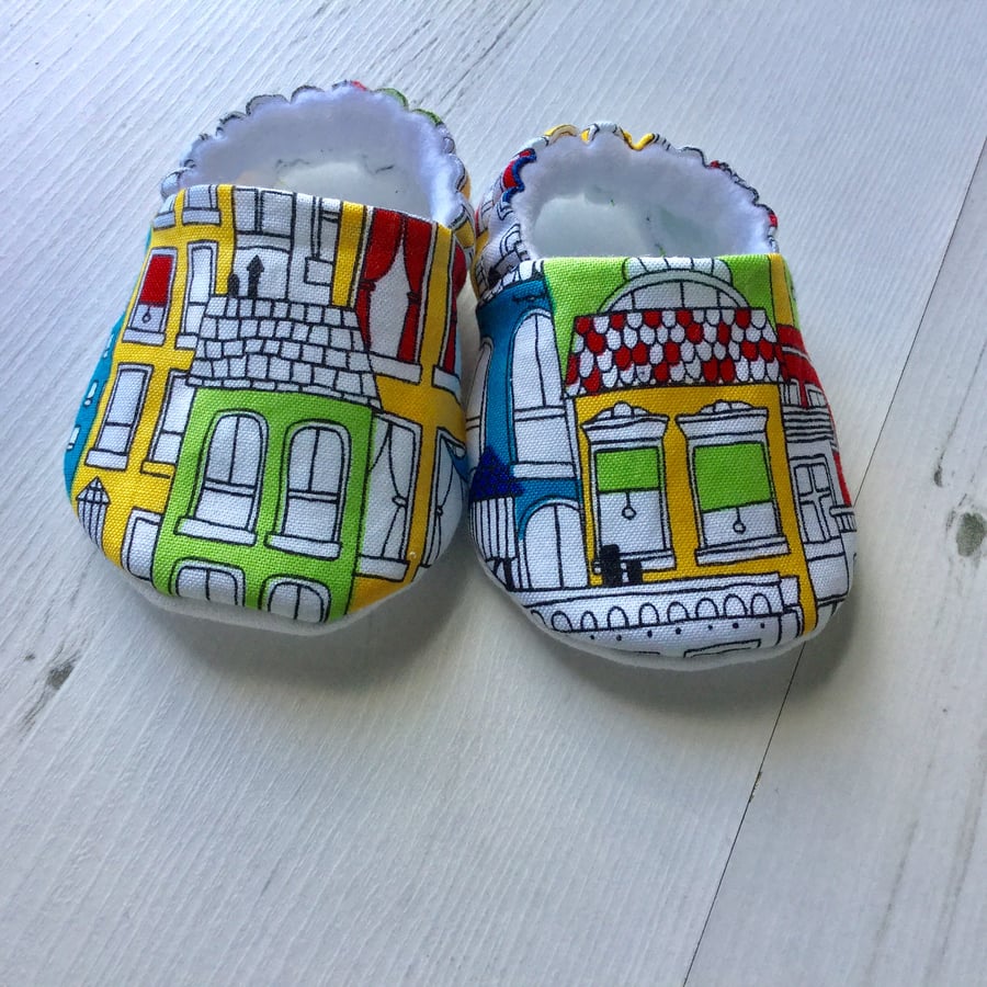 BELLAOSKI Handmade CITYSCAPE HOUSES Slippers Pram Shoes Baby GIFT Size 3-6m