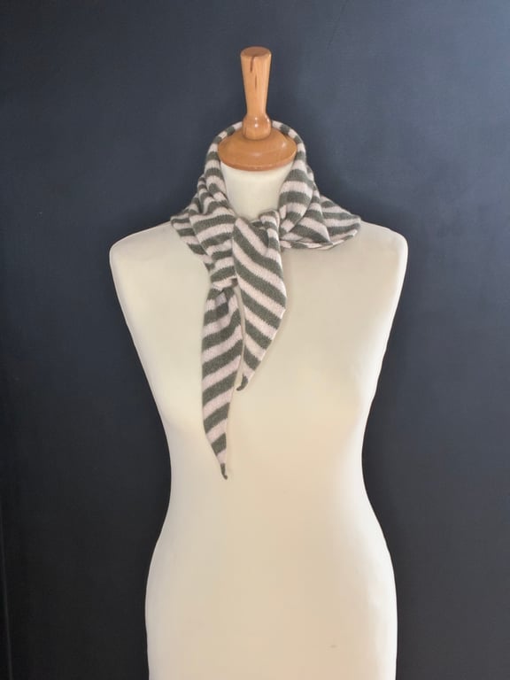 Triangle Scarf - Ranger & Cream