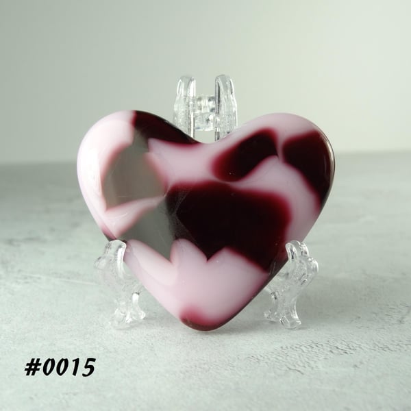 Fused glass pink heart pocket hug with stand 5x4.5cm, handcrafted (0015)