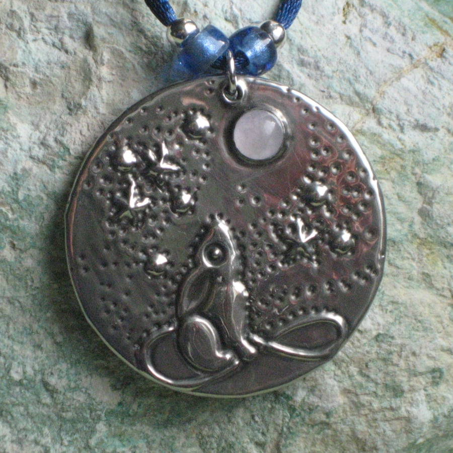  Moongazing Hare Silver Pewter Pendant with Rose Quartz