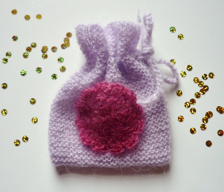 Luxurious gift bag - Valentine's present - Knitted wrapping bag