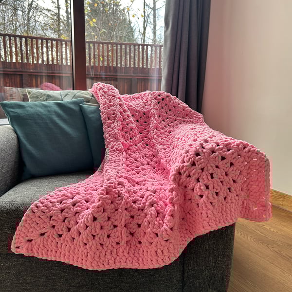 Soft Pink Squishy Blanket Throw Baby Pink CHARITY SALE