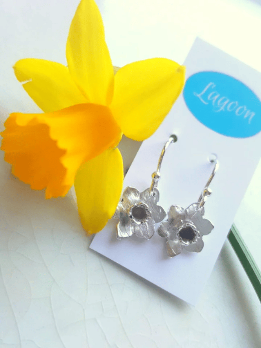 Daffodil Earrings made of Sterling Silver
