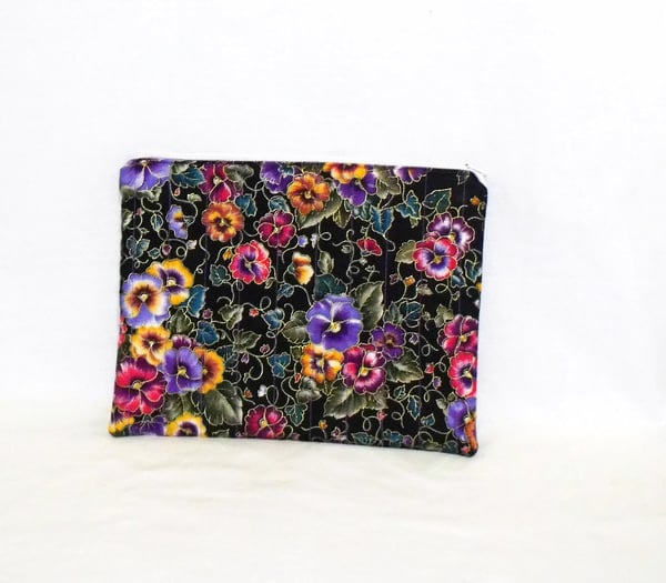black zipped make up pouch, pencil case or crochet hook case
