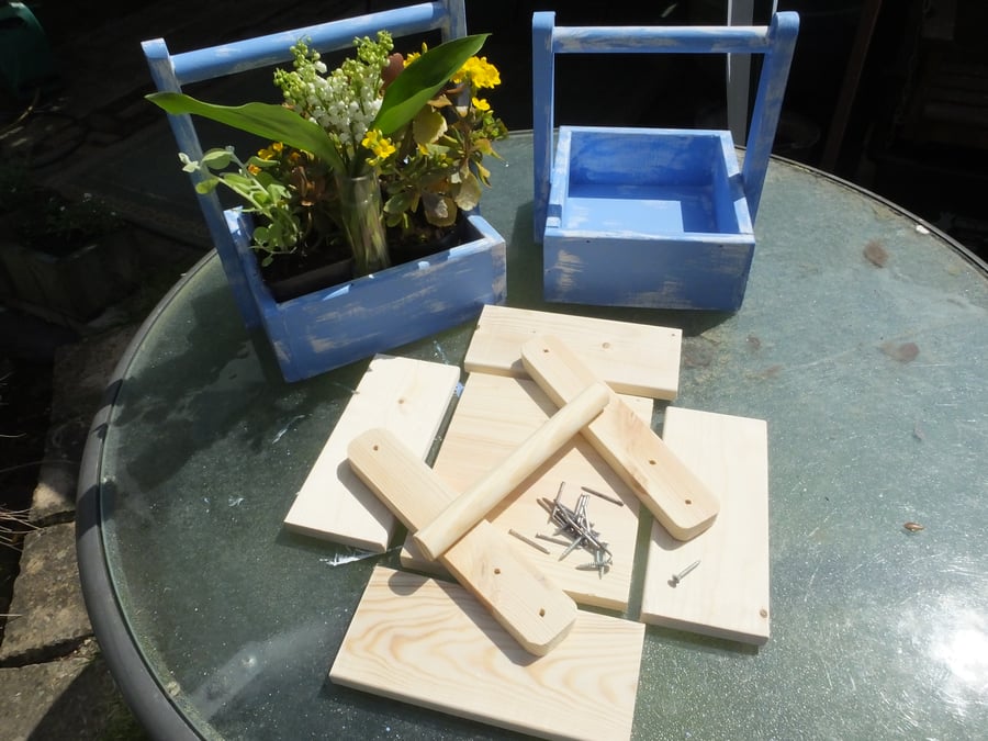 Garden plant holder in kit form DIY planter for you to make 