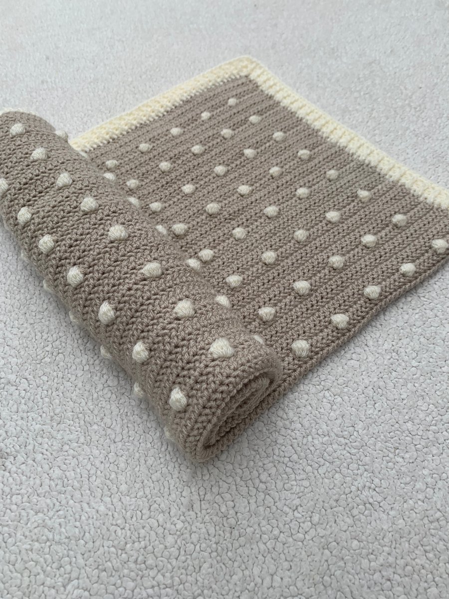 Neutral Crochet Bobble Baby Blanket - Handmade Beige & Cream Nursery Blanket 