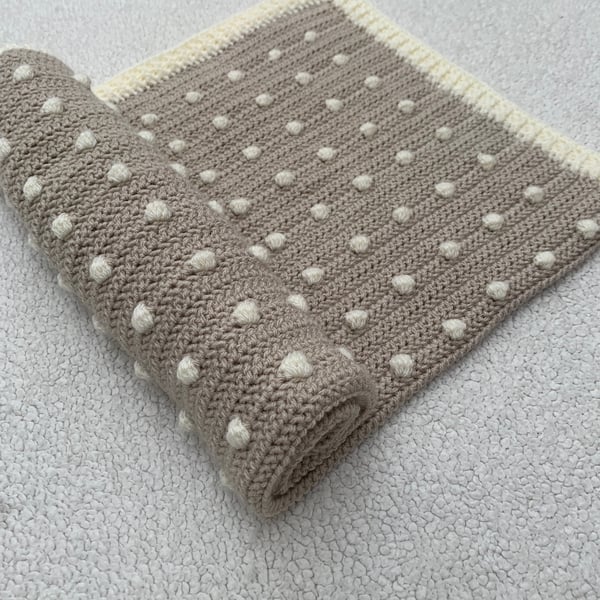Neutral Crochet Bobble Baby Blanket - Handmade Beige & Cream Nursery Blanket 