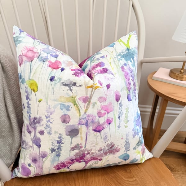 Large Voyage Maison Ilinizas Summer Floral Cushion Covers – 20"