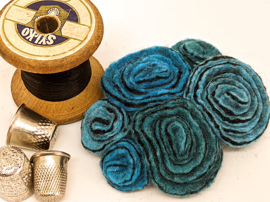 Large vintage inspired felted flowers brooch in shades of turquoise