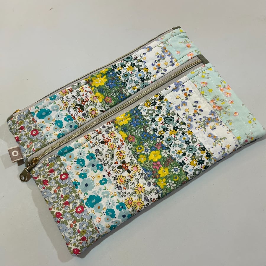 Wildflower Quilted Double Zip Pouch - Beige Zip
