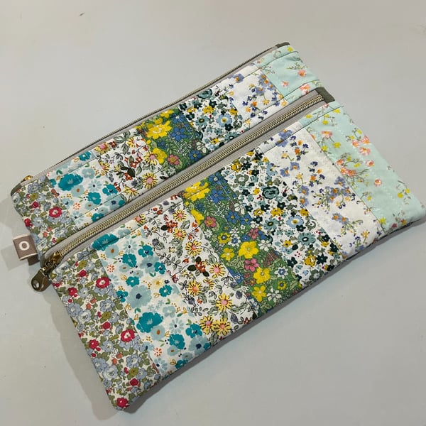 Wildflower Quilted Double Zip Pouch - Beige Zip